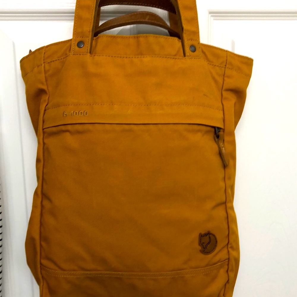 Fjallraven #1 tote acorn color
